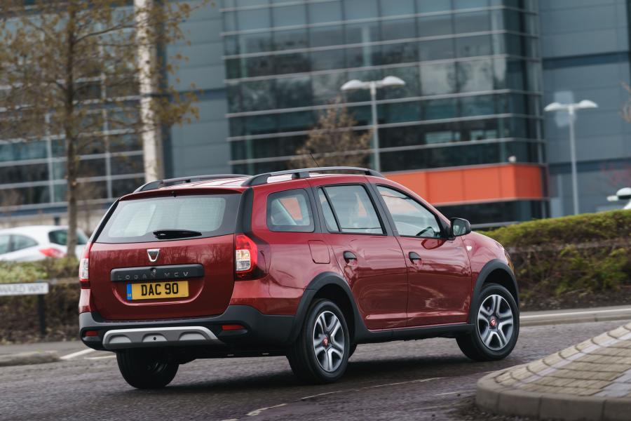  Dacia Logan MCV Stepway Techroad 2019 года  (UK) (фото 33 из 34)